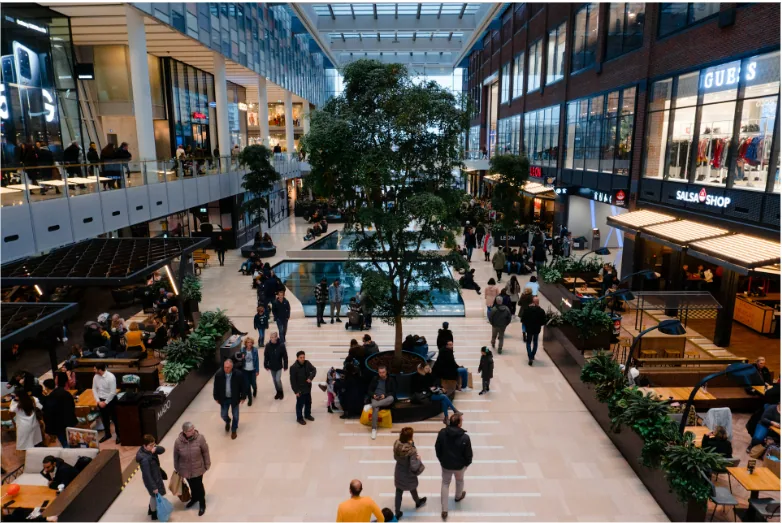 Large commercial shopping center illustrating a public space where Public Safety DAS and bi-directional amplifier systems help support reliable emergency responder radio coverage