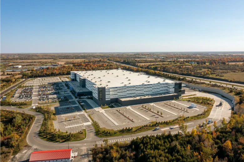 Large commercial facility where a distributed antenna system (DAS) helps improve indoor cellular signal coverage for employees, visitors, and connected building operations